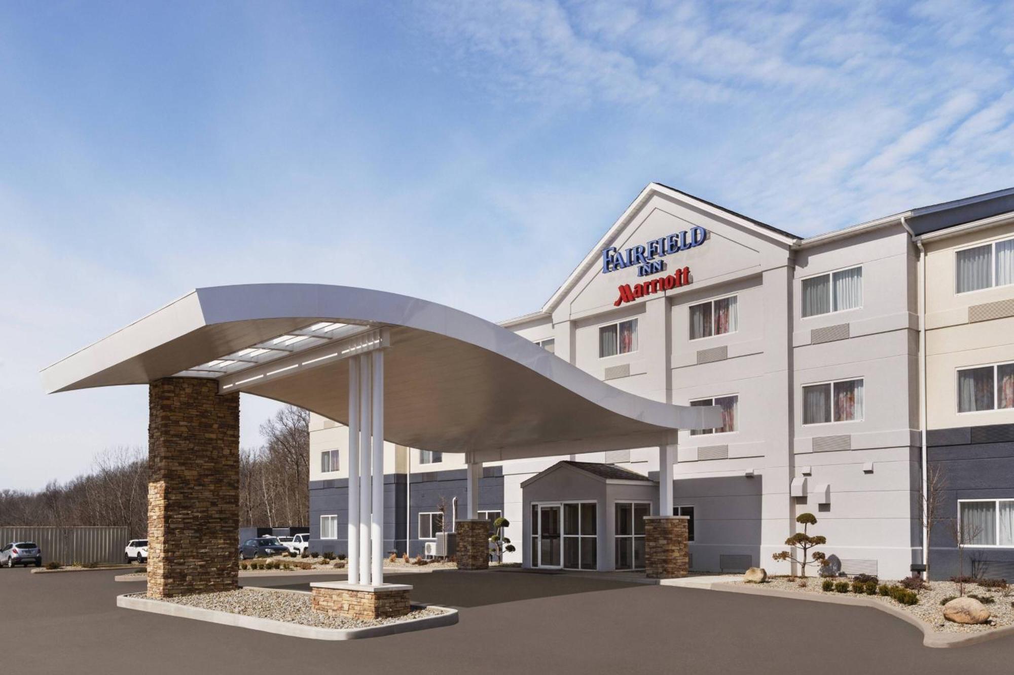 Fairfield Inn By Marriott Warren Niles Экстерьер фото