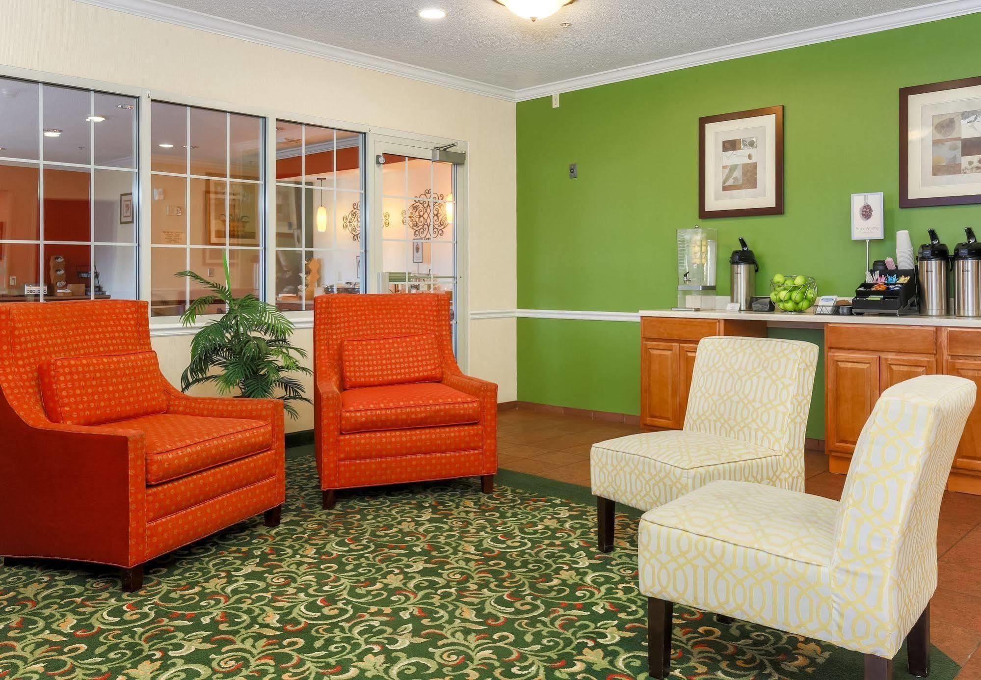 Fairfield Inn By Marriott Warren Niles Экстерьер фото